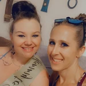 Meet your Posher, Cassandra